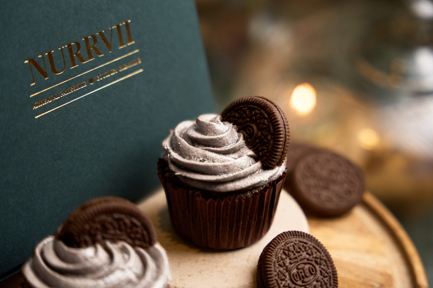 Vanilla Oreo Cupcake