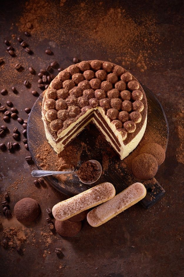 Tiramisu Cake