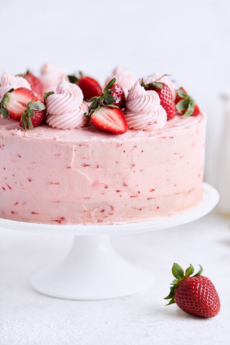 Vanilla Strawberry Cake